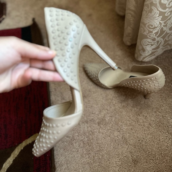 French connection beige heels - Picture 3 of 6